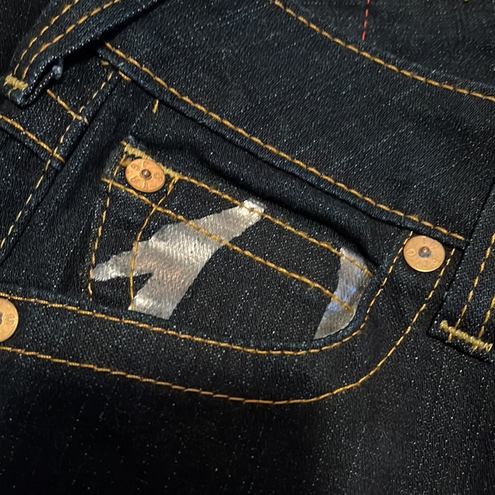 True Religion Dark Indigo Flare Jeans with Contrast Stitching size 30 - Picture 2 of 6